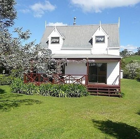 Cute Cottage - Cooks Beach Bach Eksteriør bilde